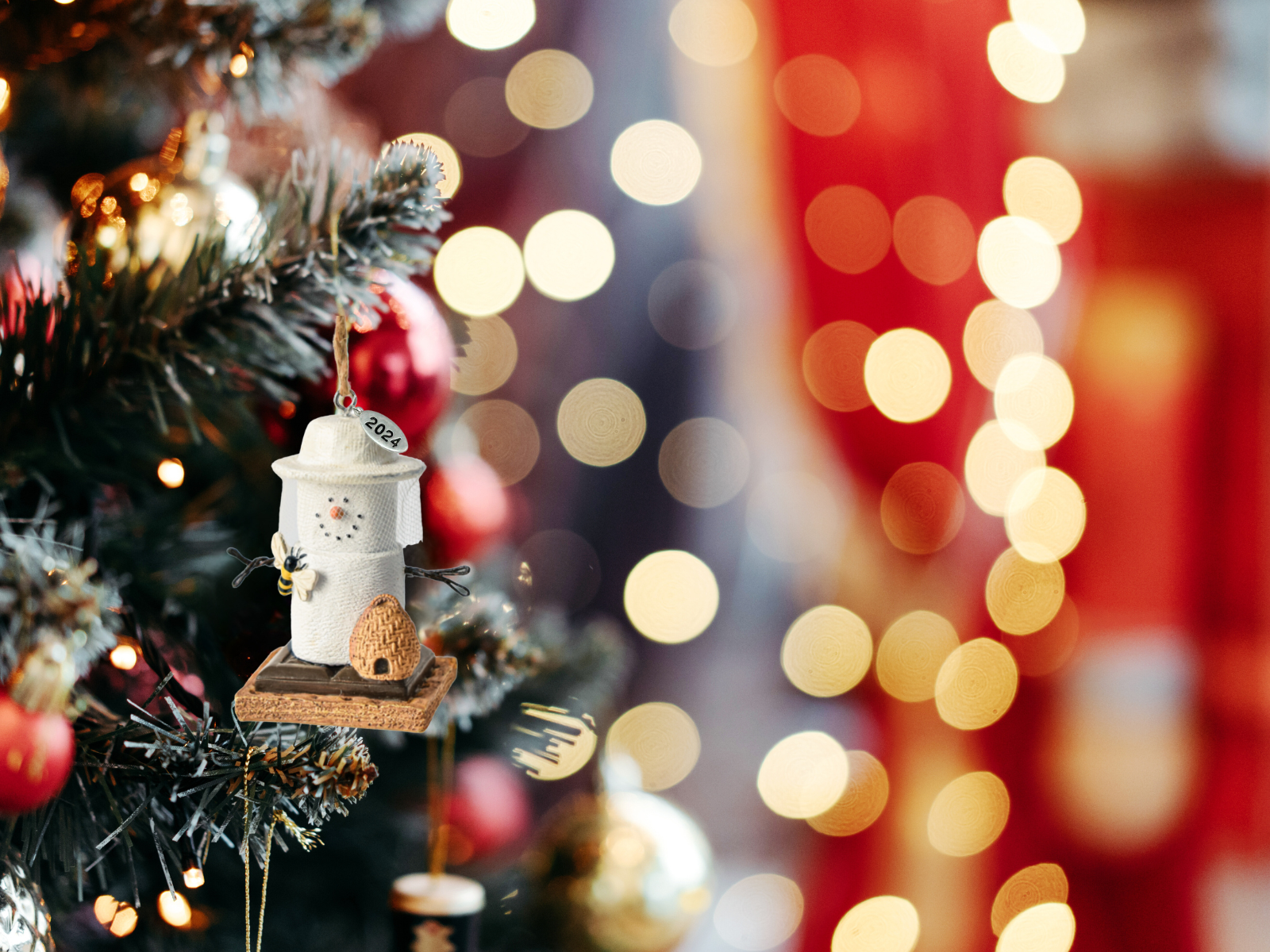 Smores Beekeeper Ornament, Smores Bee Christmas Gift Idea, Comes in Gift Box